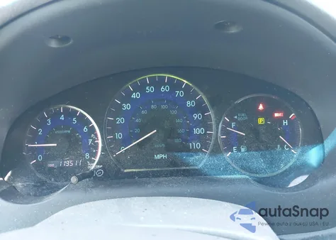 2010 Toyota Sienna Le z USA, uszkodzony, nr VIN 5TDKK4CC5AS315259